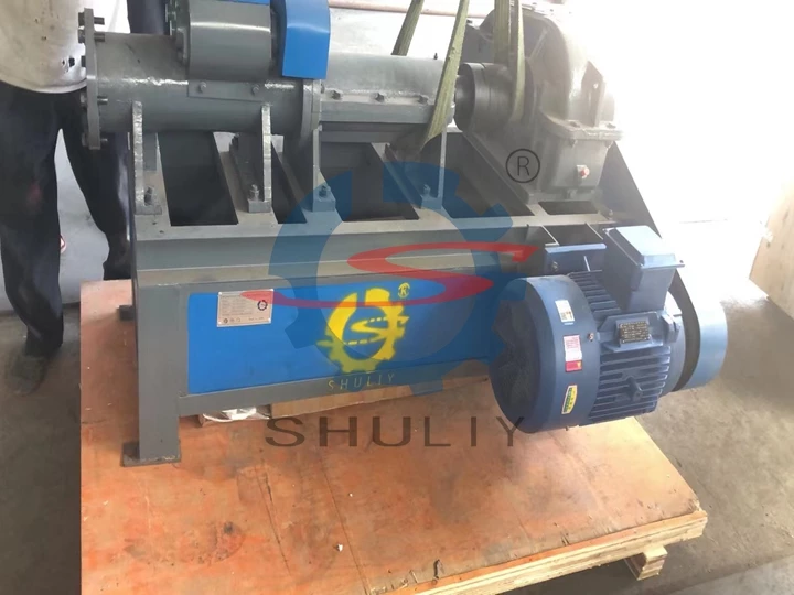 500kg/h Briquette Charcoal Extruder and Cutter for Colombia